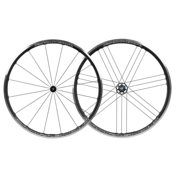 Campagnolo® Paire De Roues Campagnolo Zonda QR Freins Sur Jante Corps Campagnolo 22-622 1 Campagnolo® Paire De Roues Campagnolo Zonda QR Freins Sur Jante Corps Campagnolo 22-622